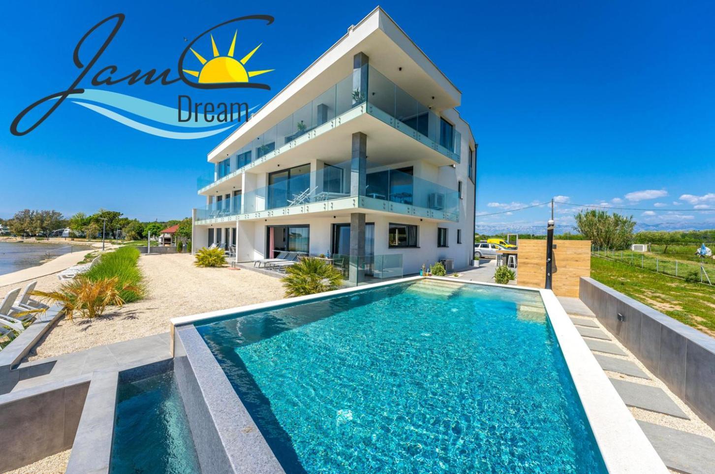 Jamc Dream Familientraum Direkt Am Meer Mit Beheiztem Pool Privlaka  Exterior foto